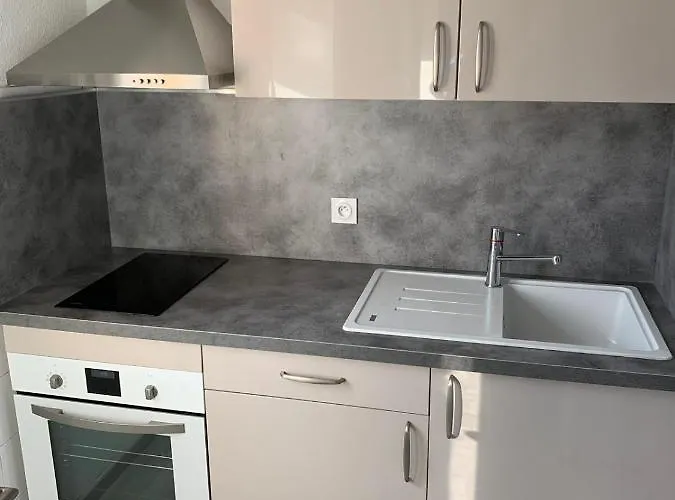 Avec Climatisation Et Parking * Perpignan